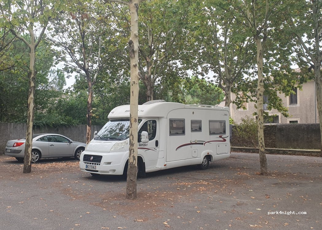 (11700) Capendu - 1 Avenue de la République — foto 3