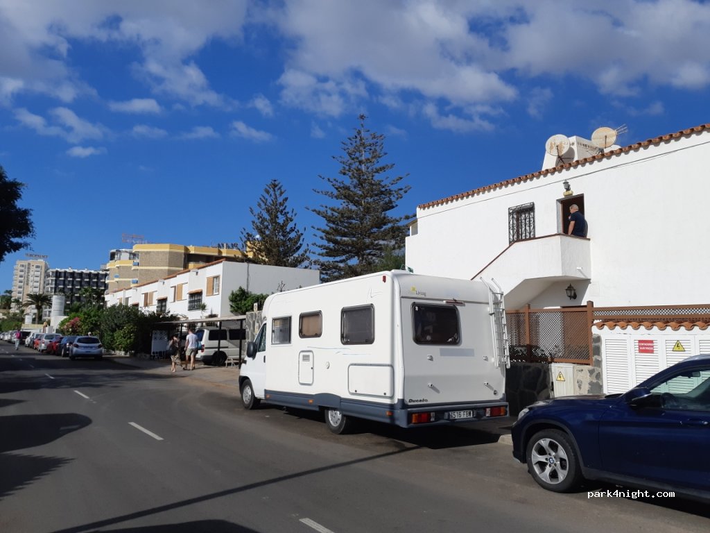 (35100) San Bartolomé de Tirajana - 6 Calle Hamburgo — foto 2