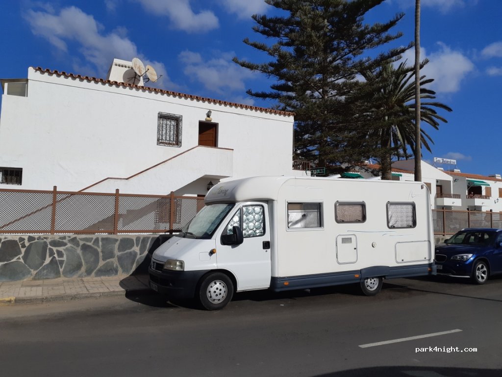 (35100) San Bartolomé de Tirajana - 6 Calle Hamburgo — foto 3