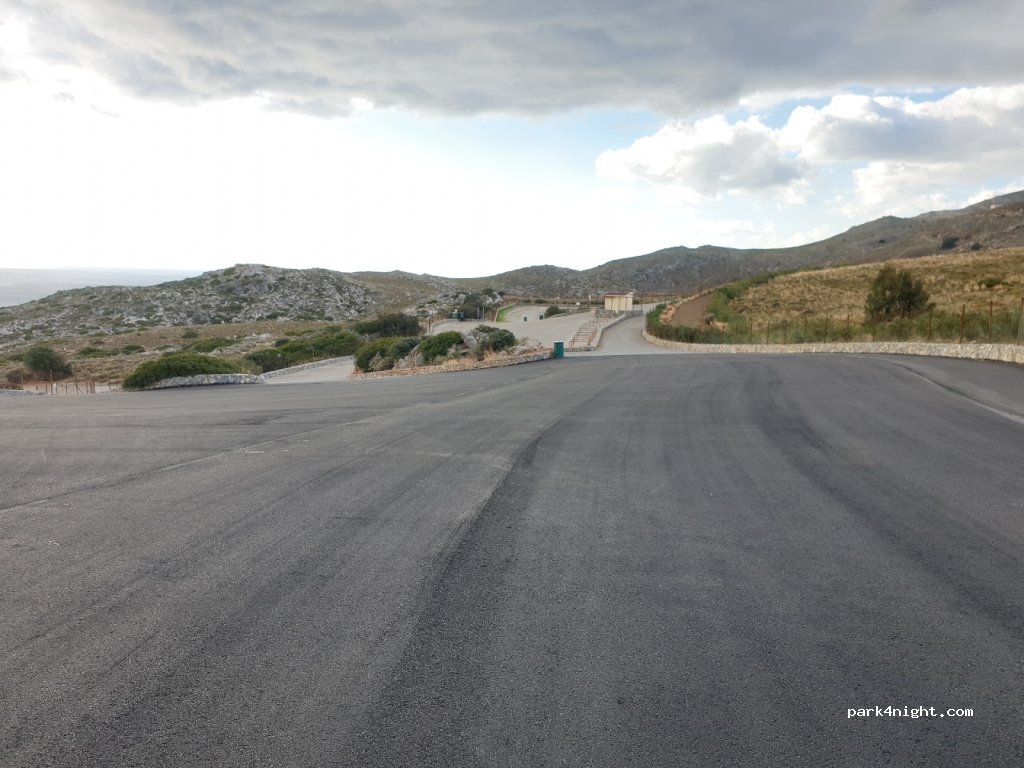 (740 60) Finikas - Unnamed Road — foto