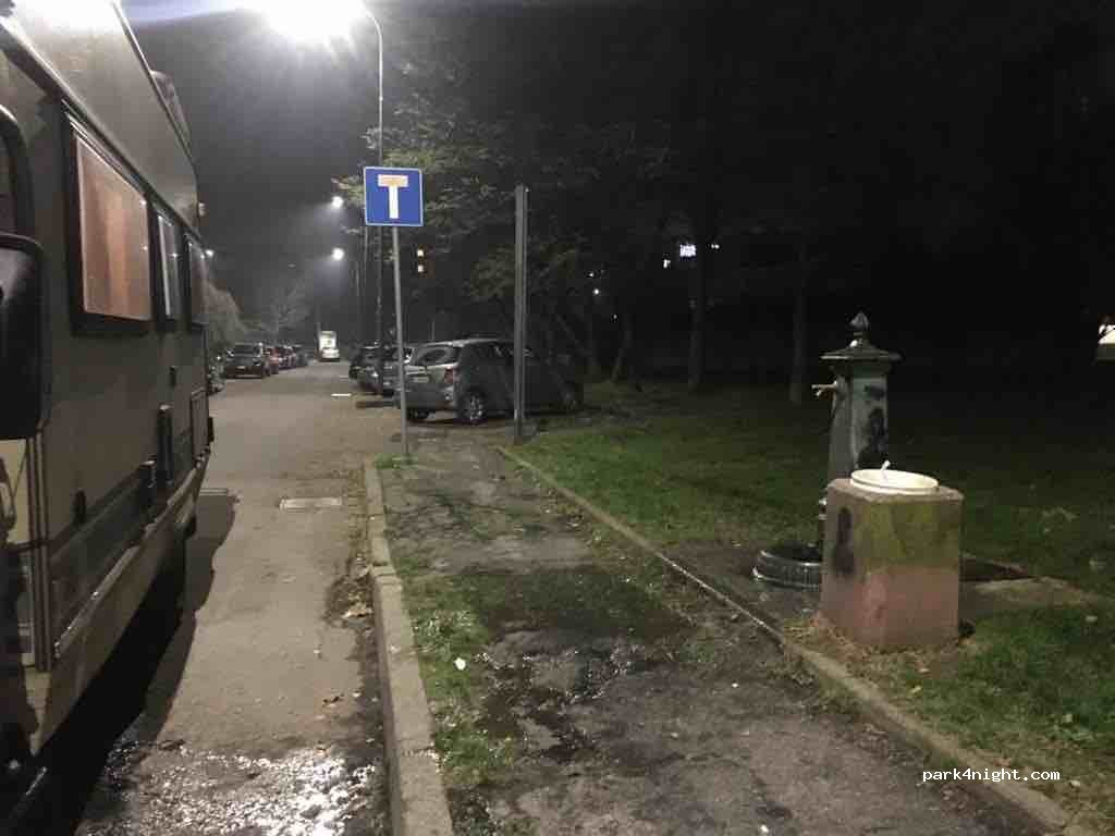 (29122) Piacenza - 10 Via Esterino Moretti — foto