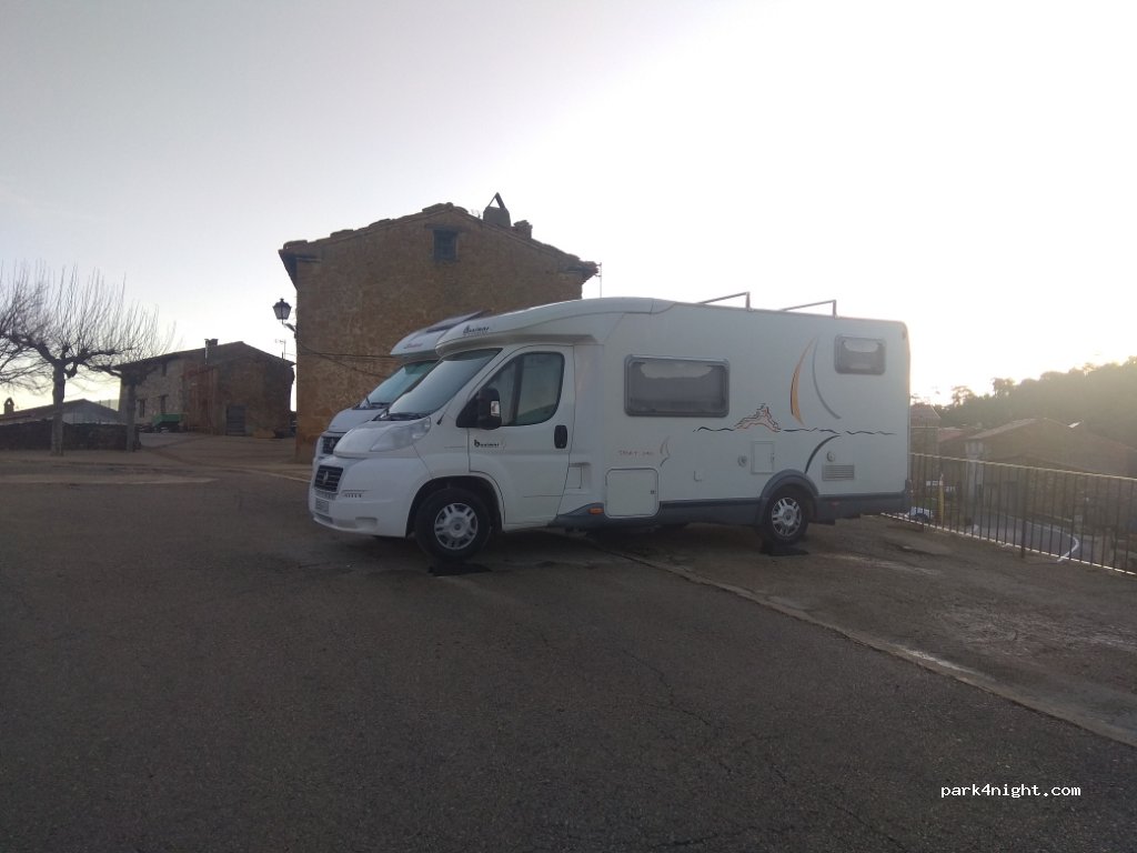 (12599) Fredes - Carrer Major — foto 2