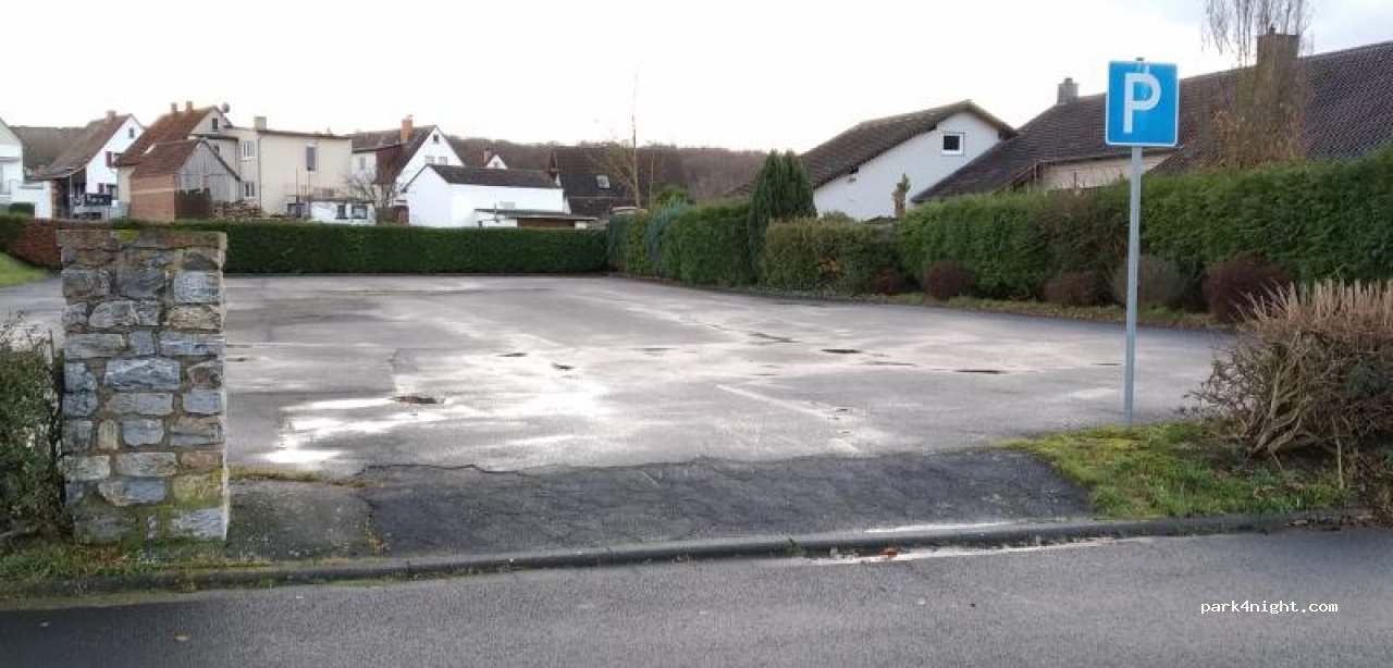 (35510) Butzbach - 5A An der Turnhalle — foto