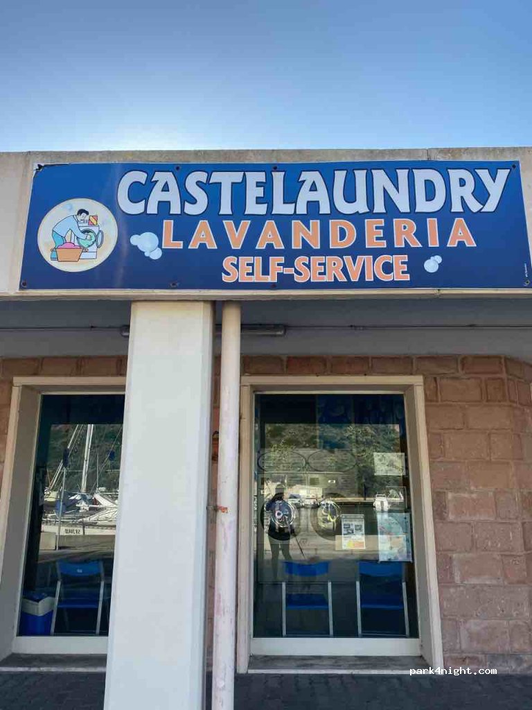 CASTELAUNDRY — foto 2