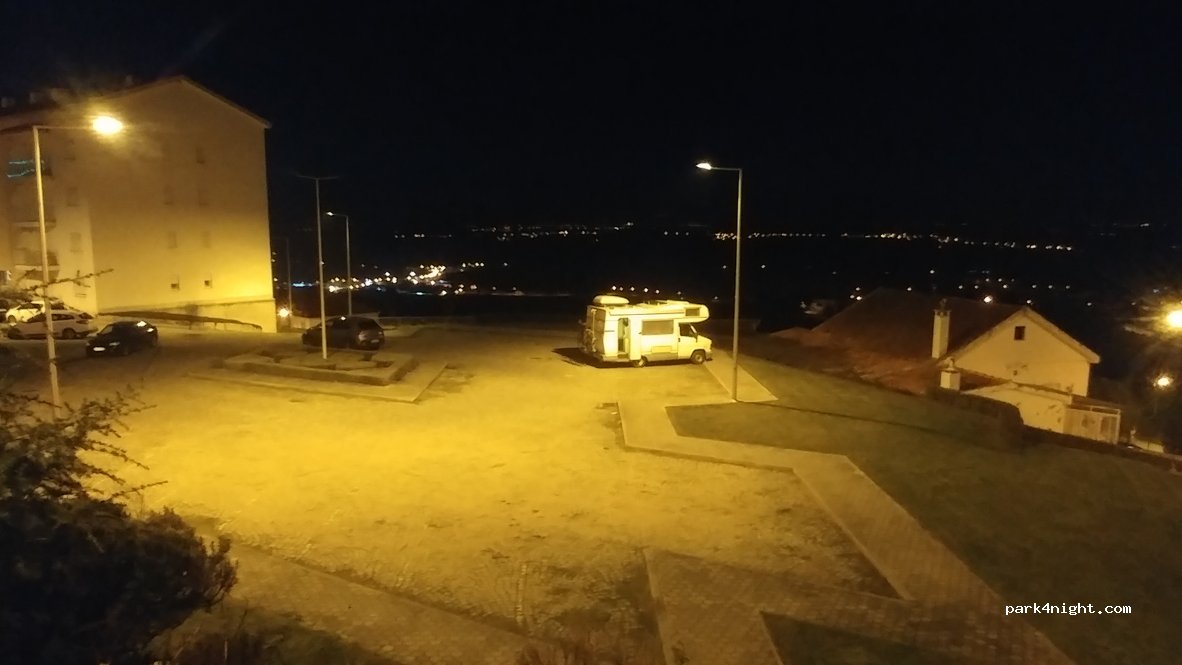 (6270) Seia - 22 Avenida Dona Alexandrina F. Albergaria — foto