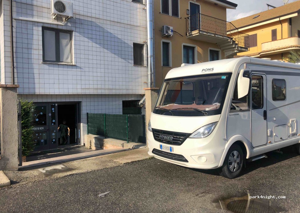 (88051) Cropani Marina - Strada Statale 106 Jonica, 106 — foto 4