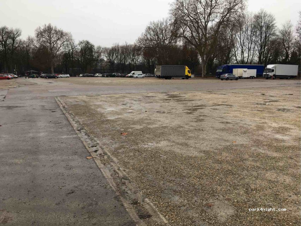 (85356) Freising - Luitpoldstr. 1 — foto