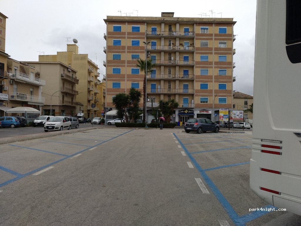 (92024) Canicattì - 23 Via Vitaliano Brancati — foto