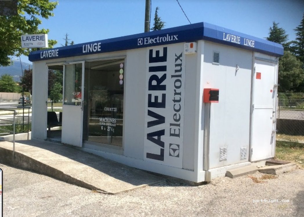 (84600) Valréas - route de nyons — foto