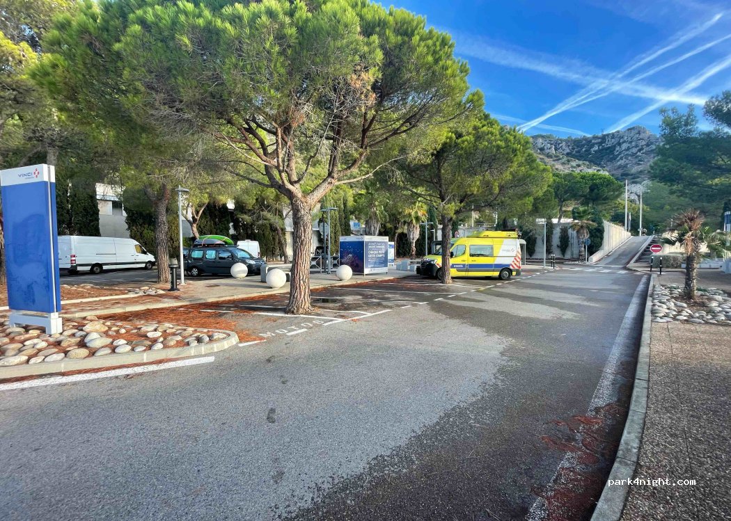 (06240) Beausoleil - La Provençale — foto 3