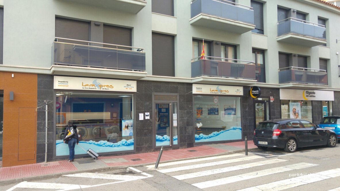 (17220) Sant Feliu de Guíxols - 9 Carretera de Girona — foto 2