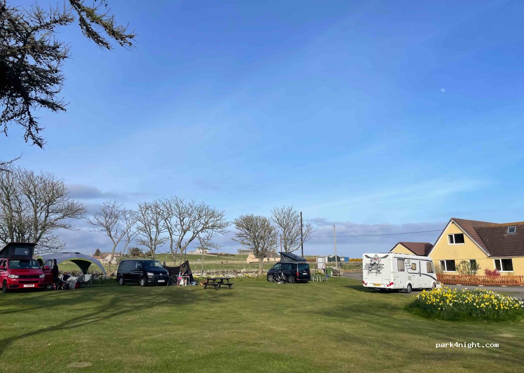 Inver Caravan camping and Motorhome stopover — foto 5