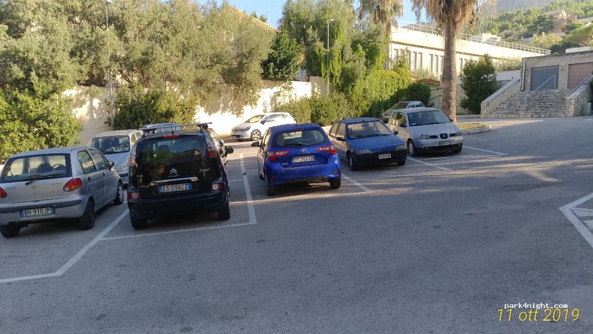 (91016) Casa Santa - 11 Via della Rinascita — foto