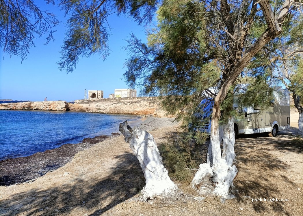 (844 00) Paros - Coastal Path to Agios Fokas — foto 4