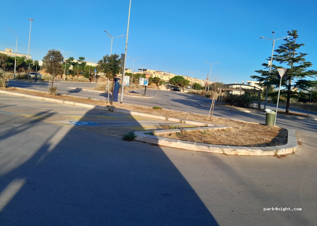 (70044) Polignano a mare - via Via Domenico Maringelli — foto 5