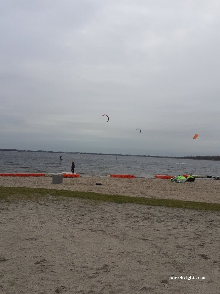 (1353 CT) Almere - 2 Surfstrand Haven — foto 2