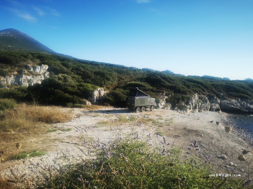 (240 01) Pilos - Unnamed Road — foto 2