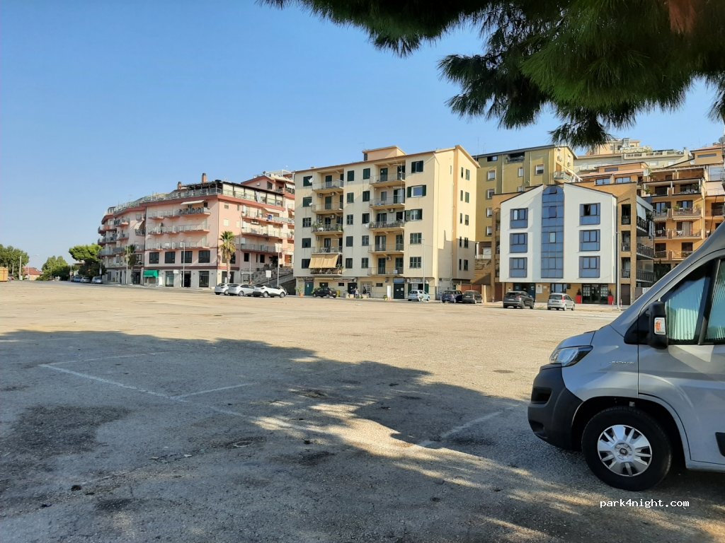 (92100) Agrigento - 77 Via Esseneto — foto