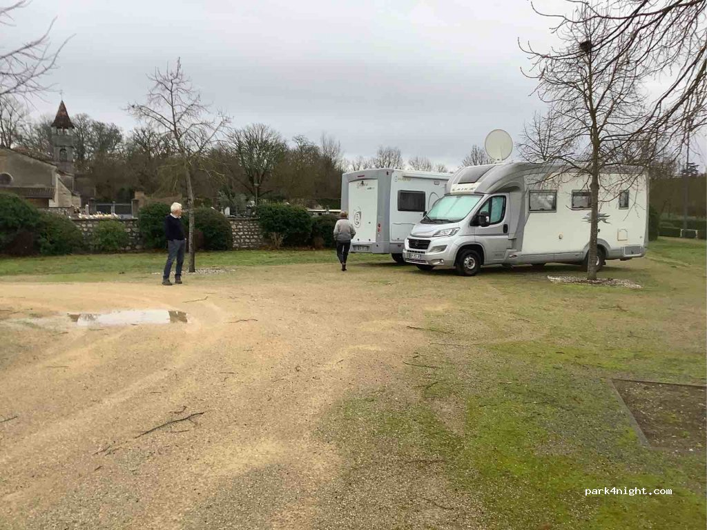 (82300) Monteils - 580 Chemin des Jaquettes — foto