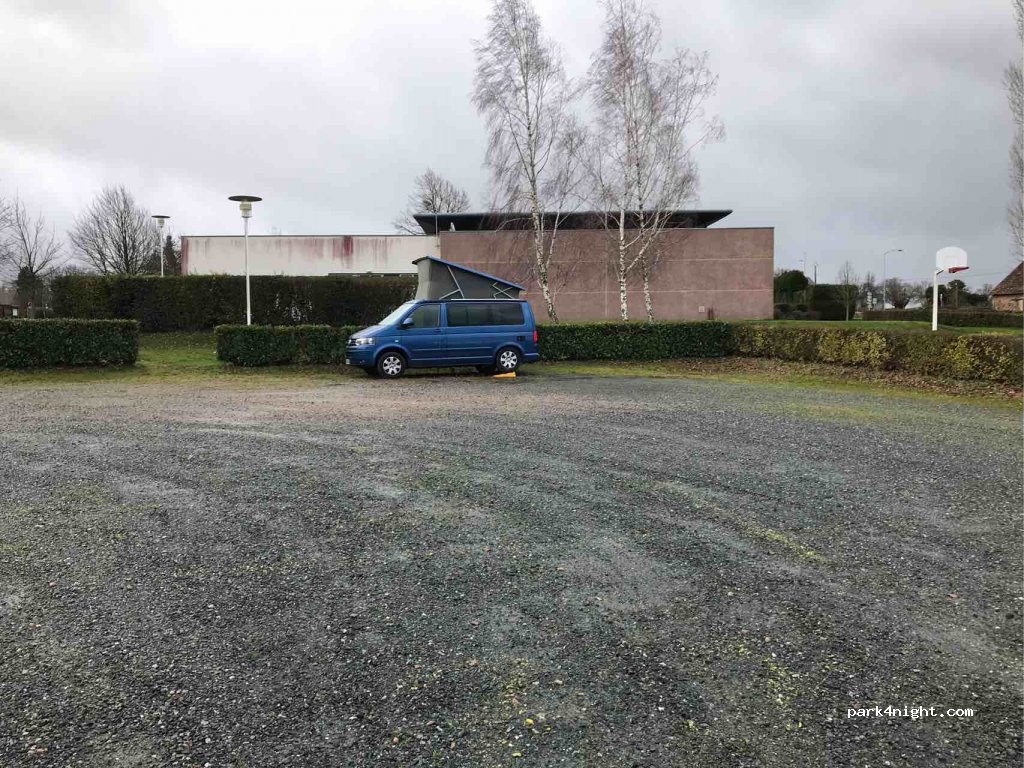 (36160) Pouligny-Notre-Dame - 5 Rue de la Fontaine — foto