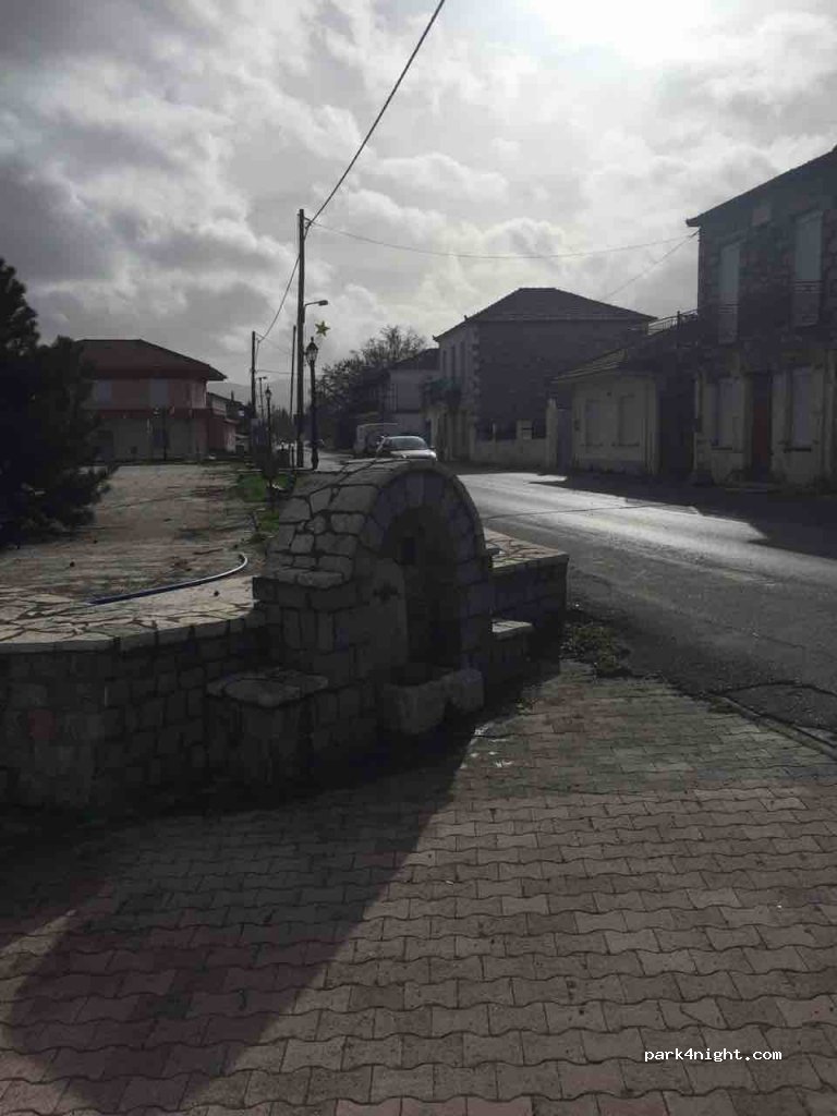 (220 12) Rizes - Eparchiaki Odos Tripolis - Paraliou Astrous — foto