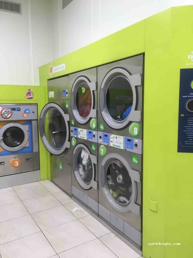 (1120) Wien - 1 Schönbrunner Schloßstraße — foto
