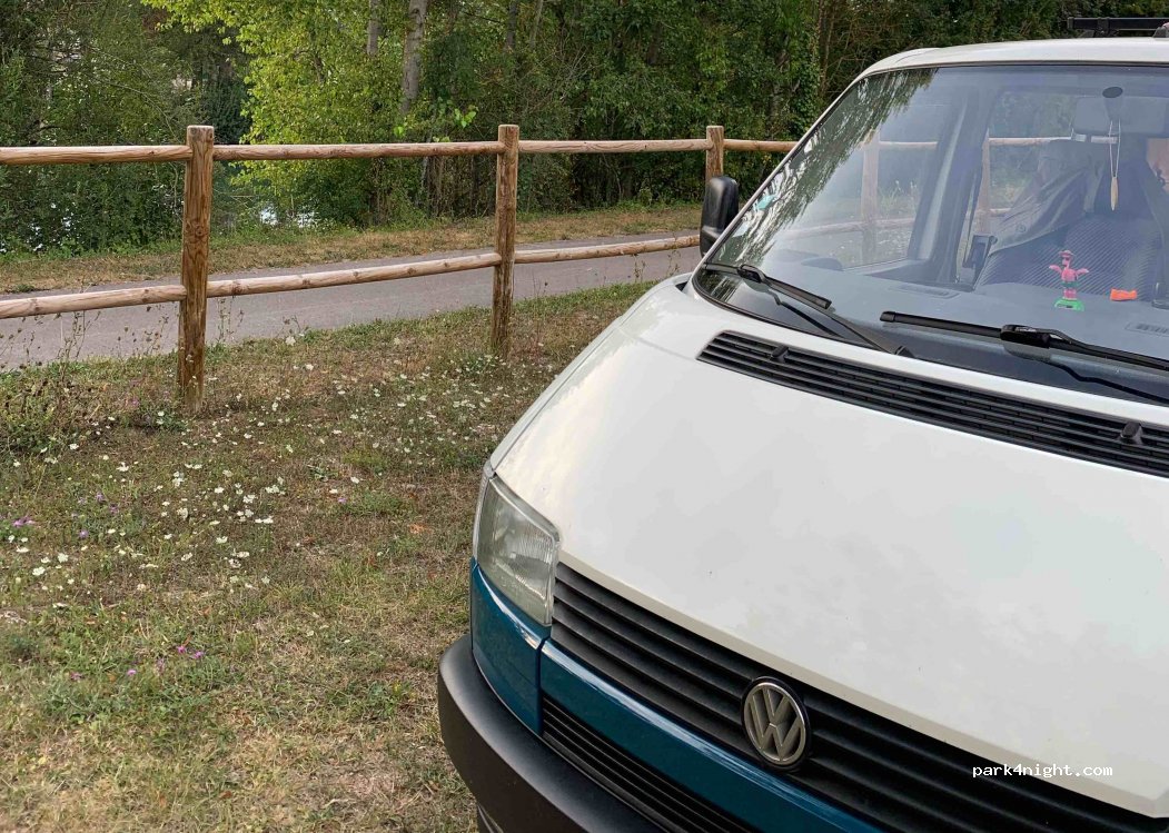 (51260) Marcilly-sur-Seine - 1 Route de Romilly — foto 2