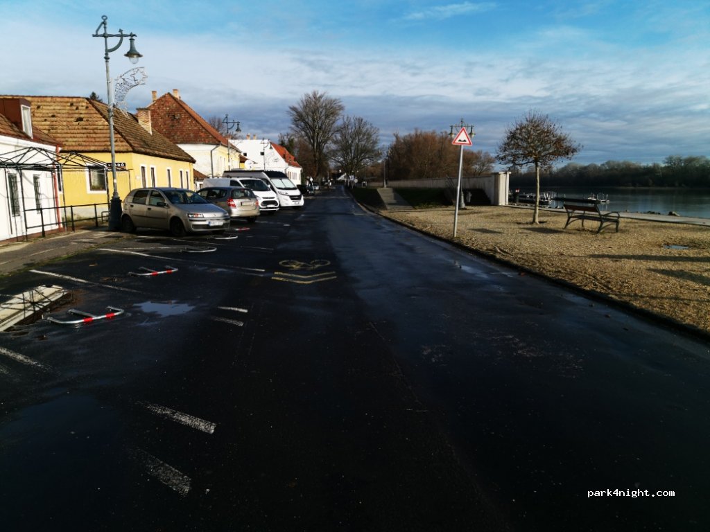 (2000) Szentendre - 4 Duna korzó — foto 2