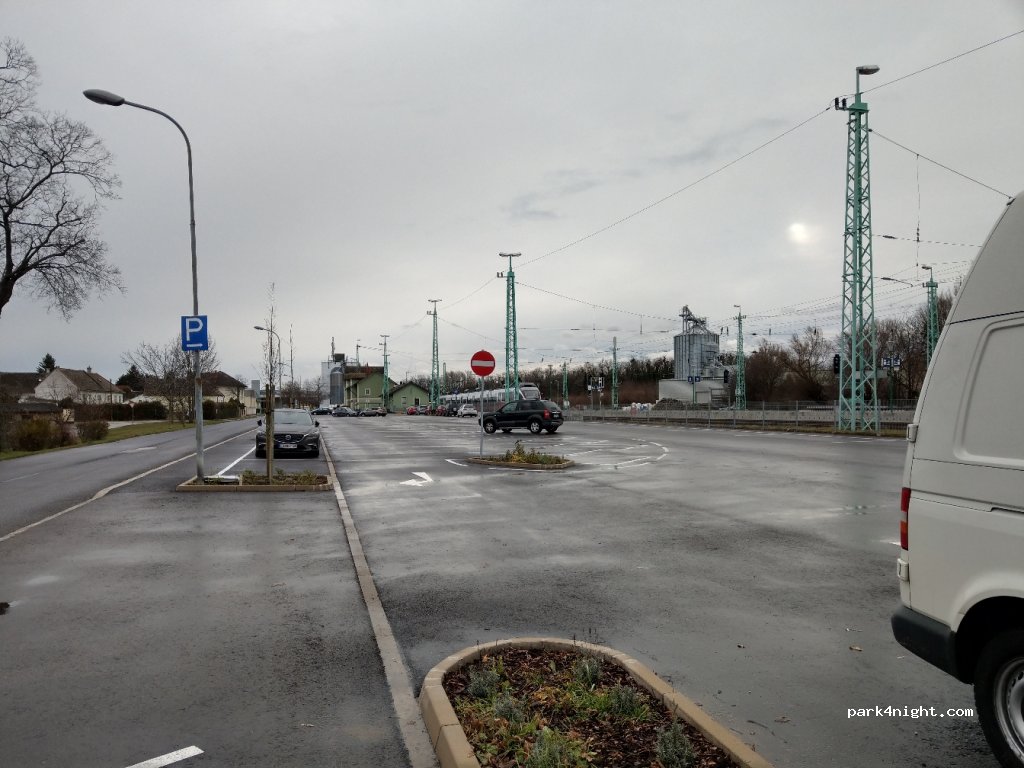 (7041) Wulkaprodersdorf - 4 Bahnhofstraße — foto