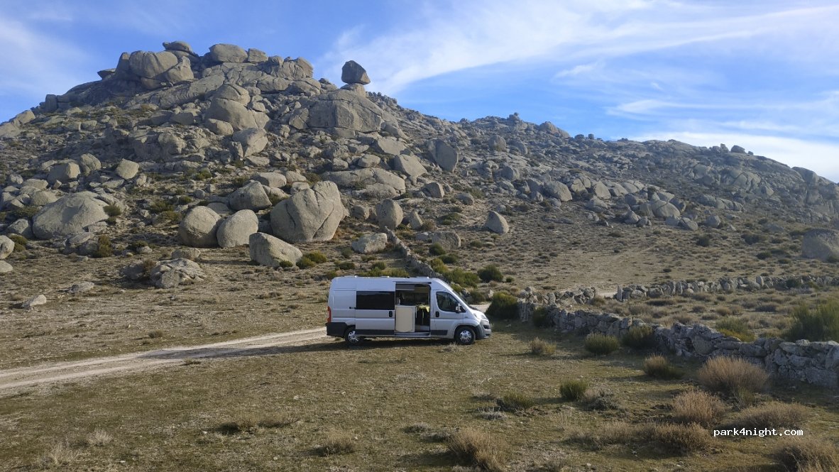 (05120) San Juan del Molinillo - Unnamed Road — foto