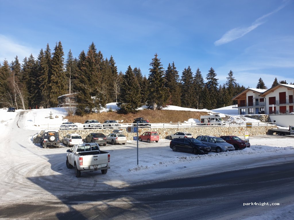 Parkplatz Kummenbühl — foto