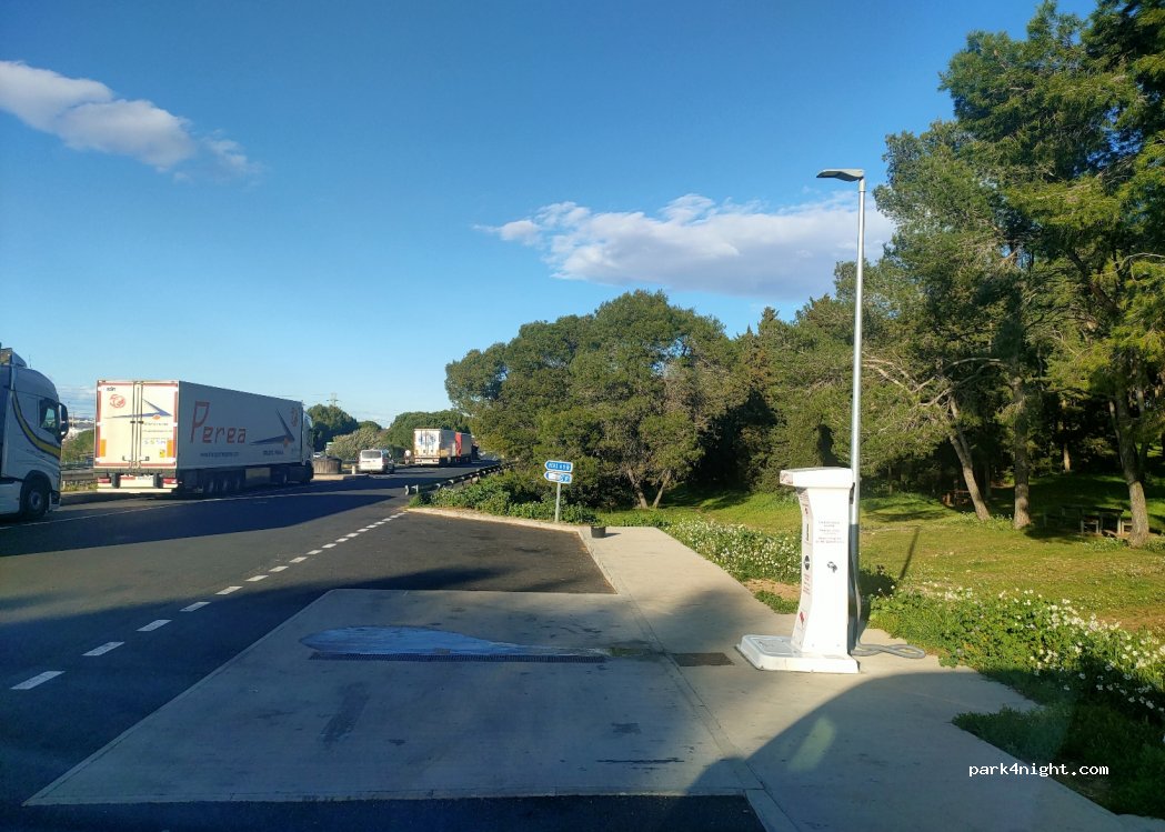 (34690) Fabrègues - La Languedocienne — foto 2