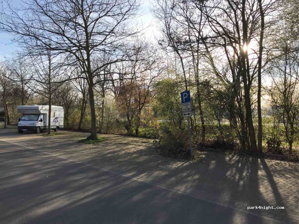 (67454) Haßloch - 1 Ludwig-Gramlich-Straße — foto 3