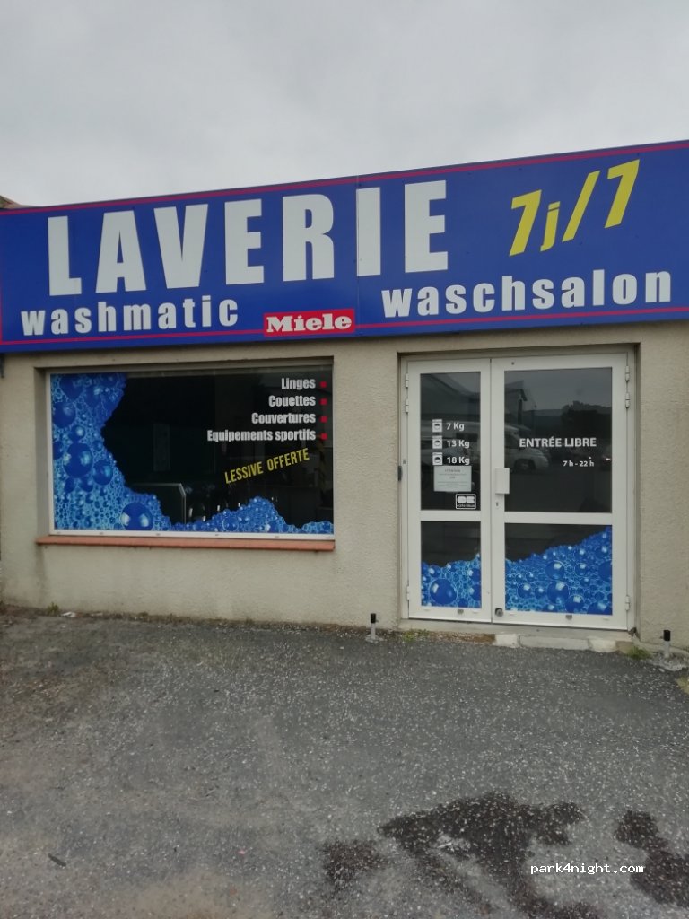 (11430) Gruissan - ZA de mateille Parking Lidl — foto