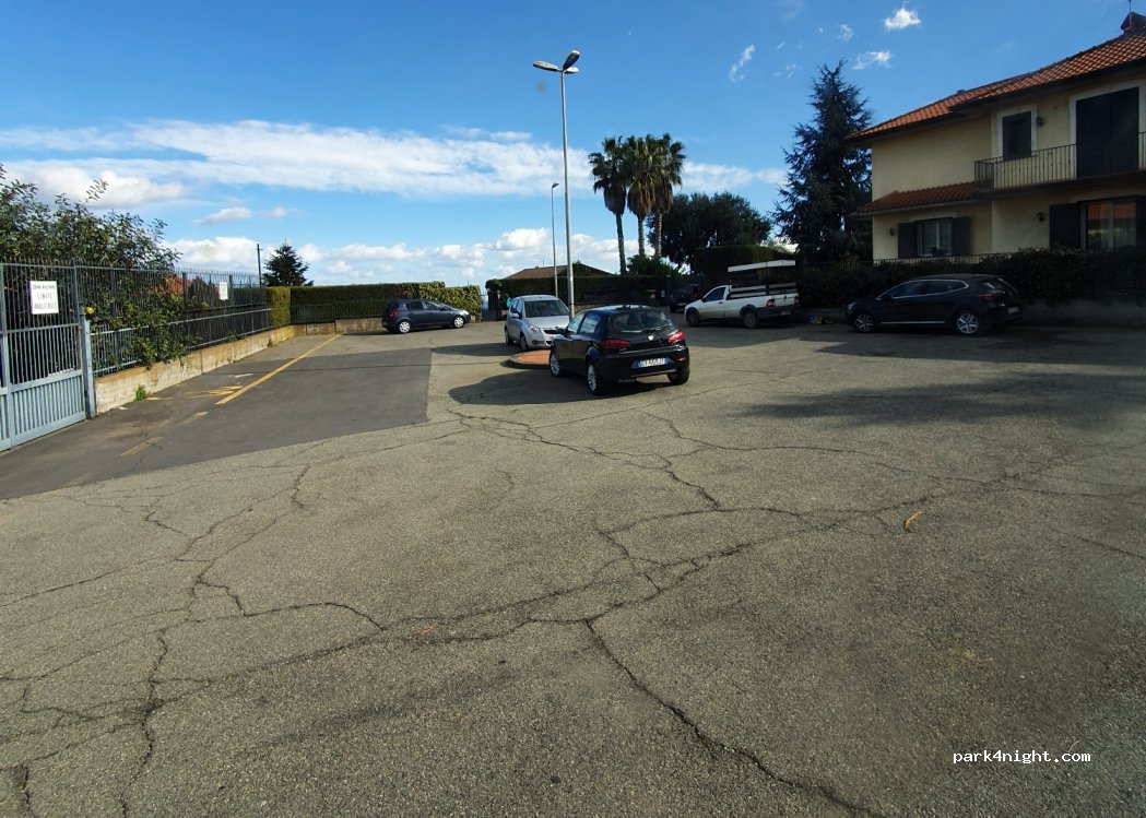 (95039) Trecastagni - 4 Via Giuseppe Sciuti — foto
