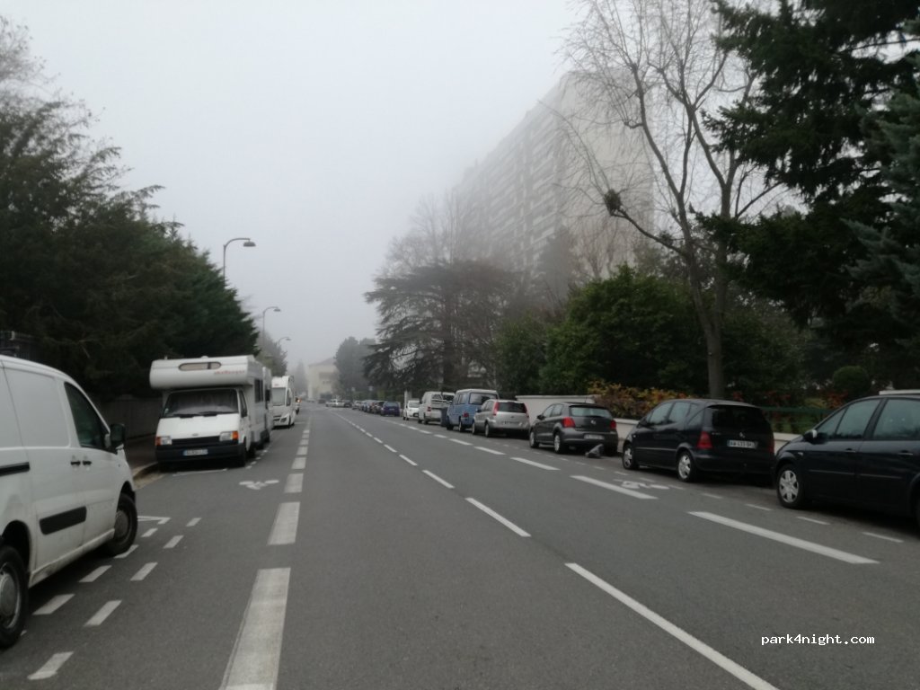 (69004) Lyon - 18 Rue Chazière — foto