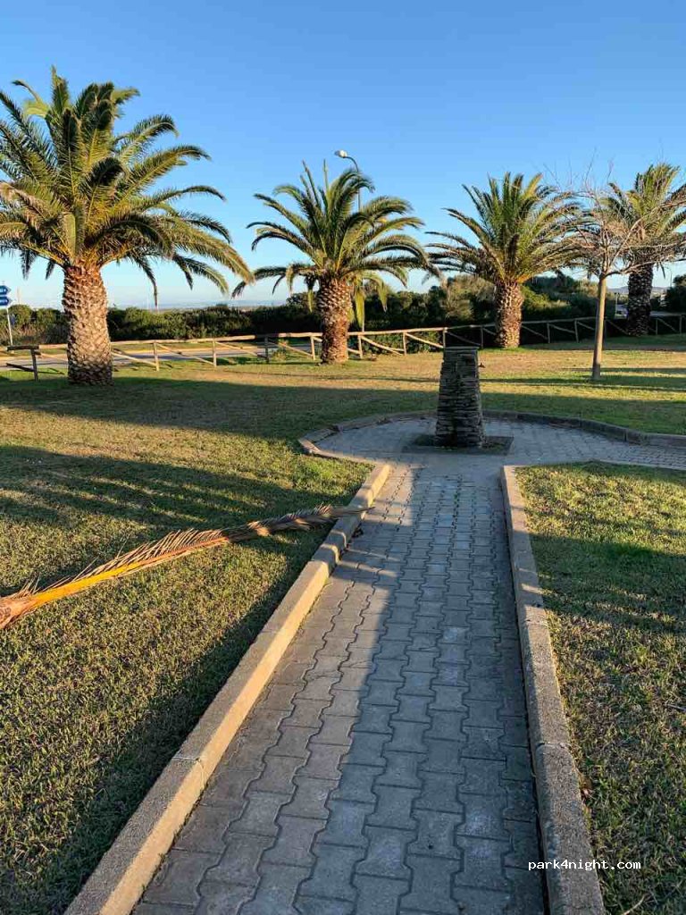 (07040) Pozzo San Nicola - Piazza Leonardo Da Vinci — foto