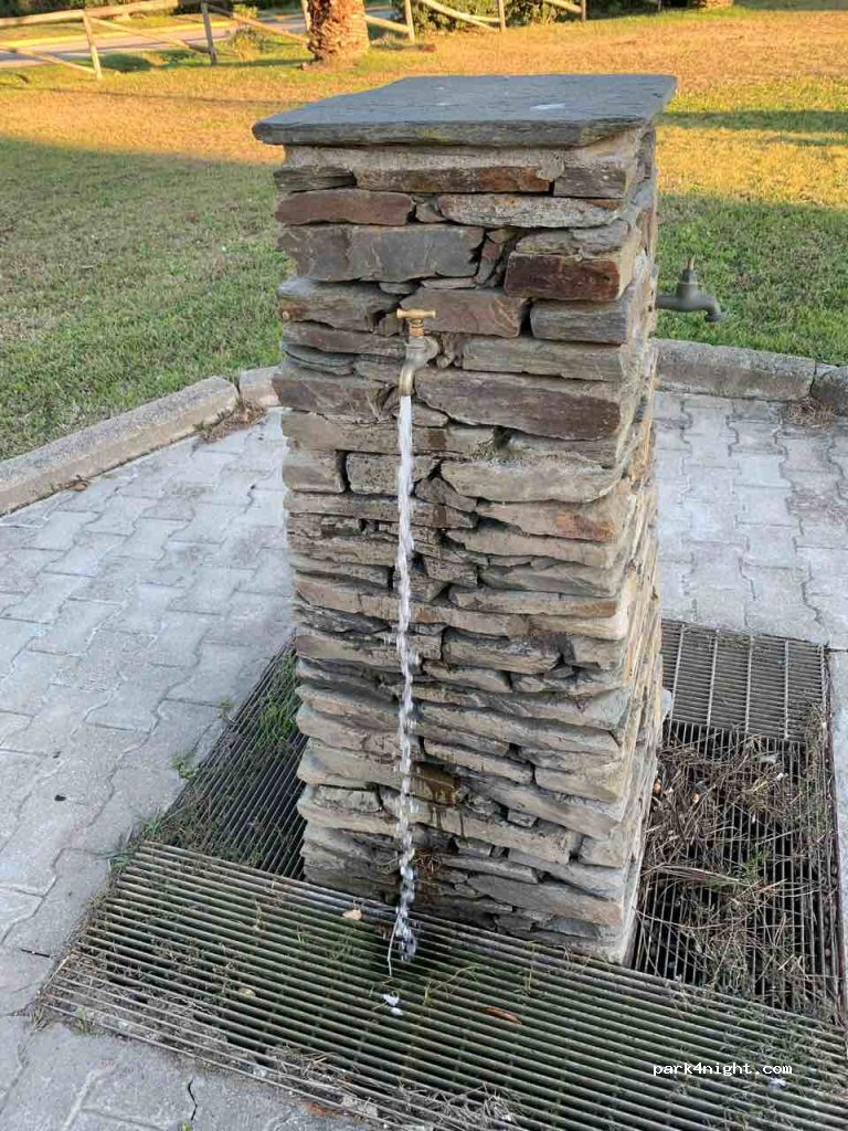 (07040) Pozzo San Nicola - Piazza Leonardo Da Vinci — foto 2