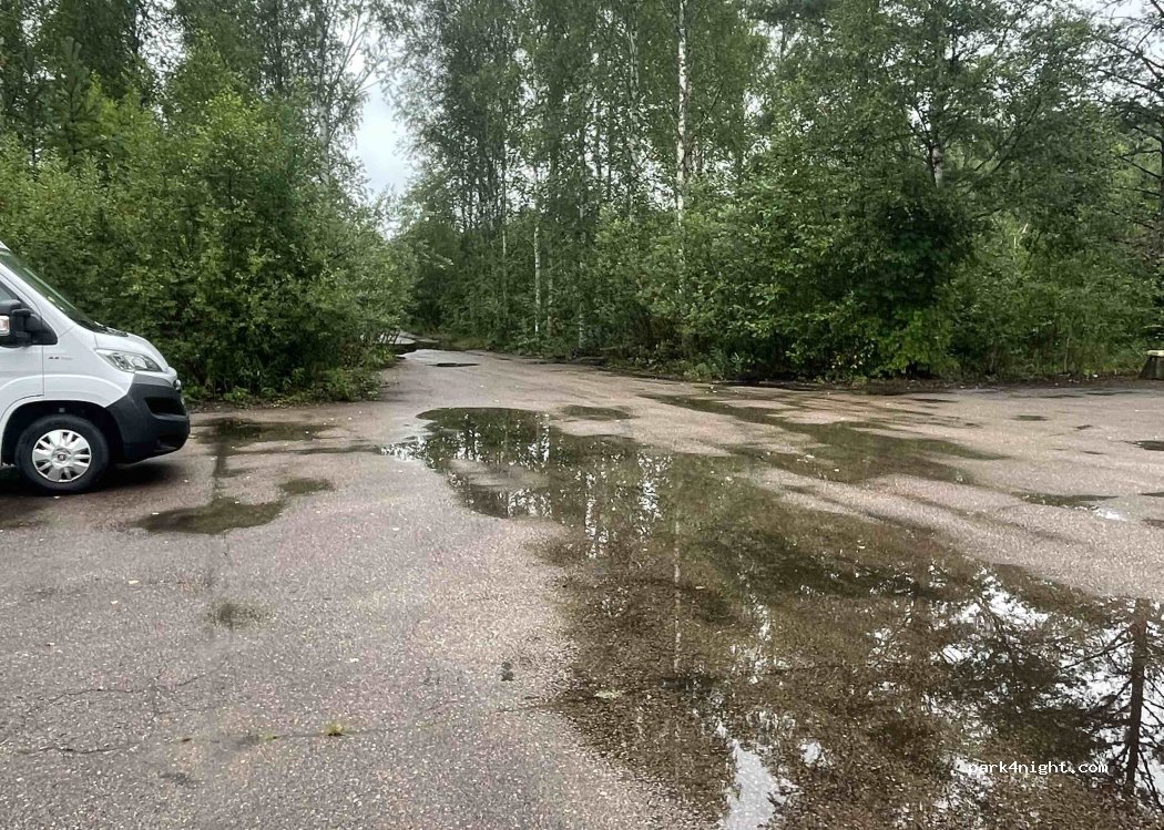 (680 96) Lesjöfors - 92 Bergslagsgatan — foto 2