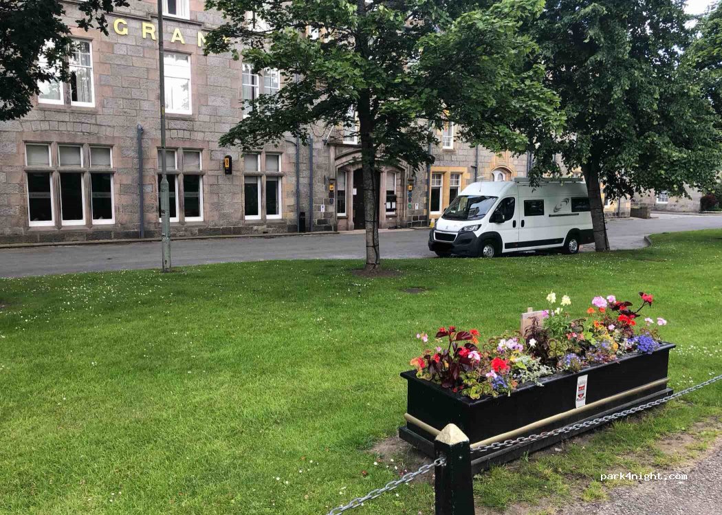 (PH26 3HF) Grantown-on-Spey - 28 The Square — foto 3
