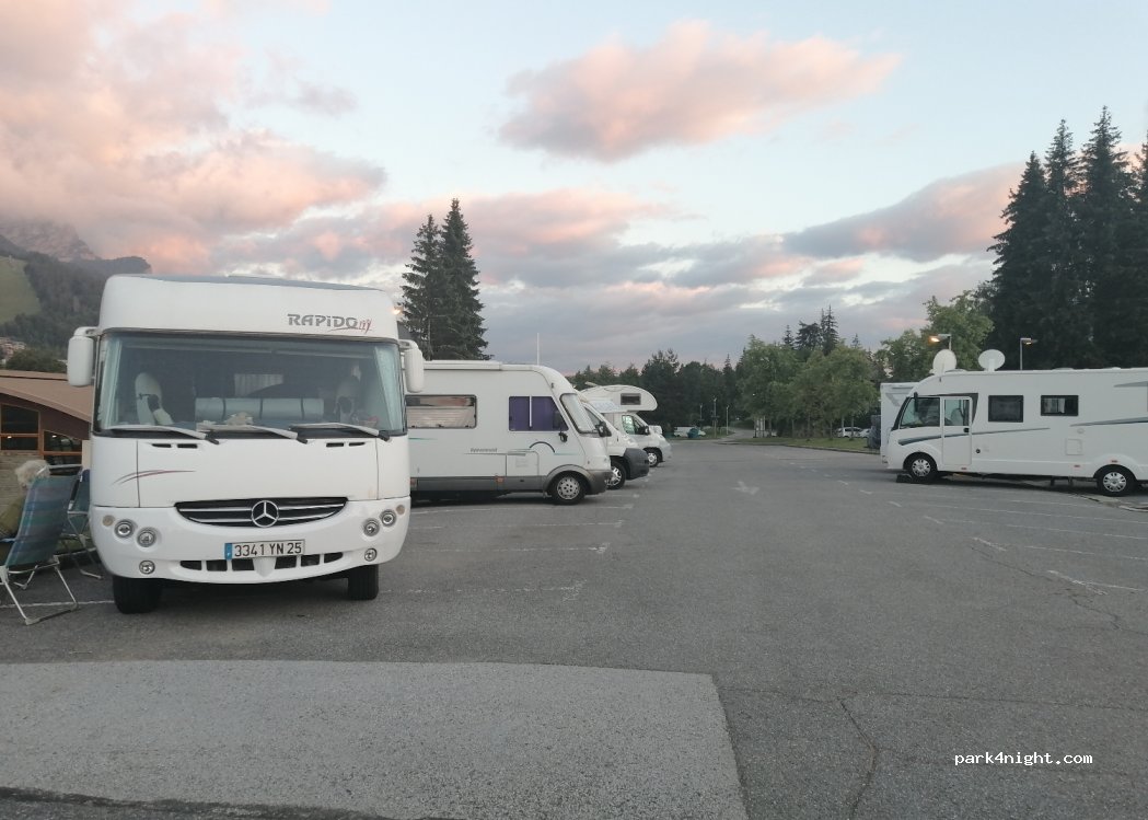 (74300) Arâches-la-Frasse - 674 Route du Mont Favy — foto 2