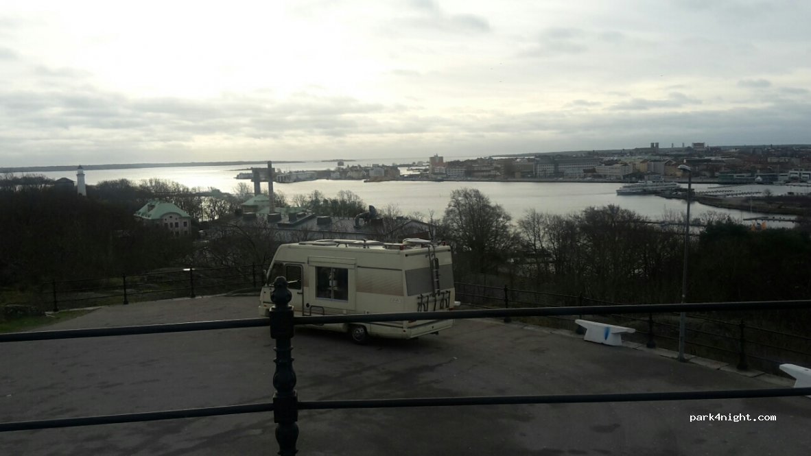 (371 42) Karlskrona - 19 Blåportsgatan — foto