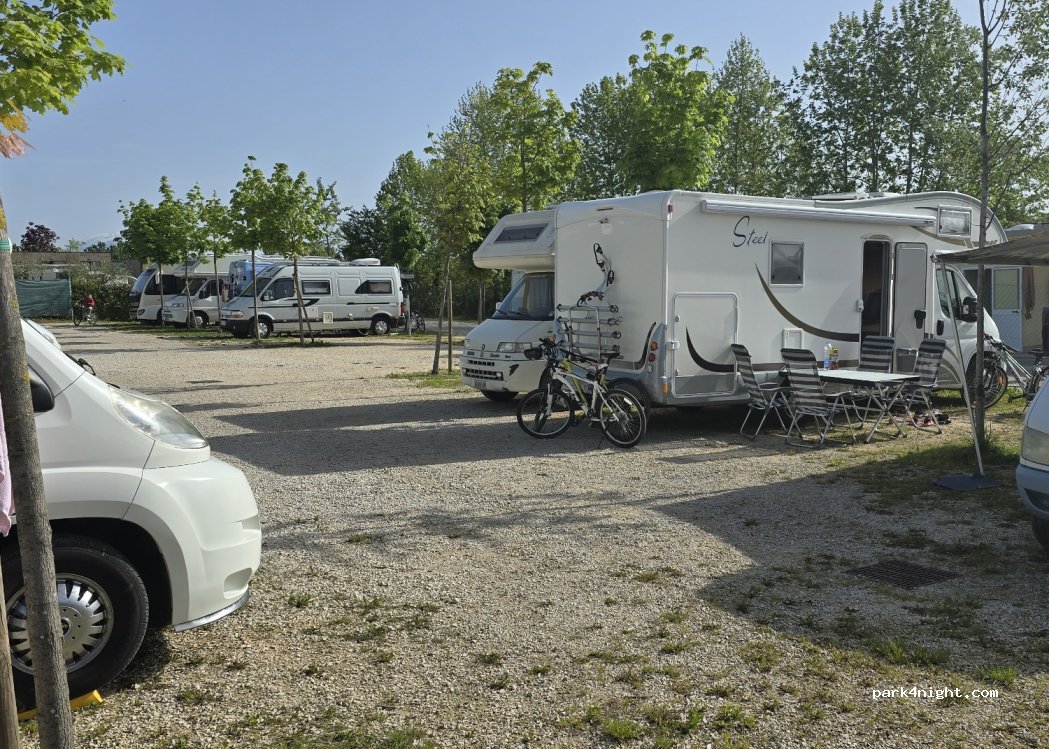 Area Camper Lazise — foto 5