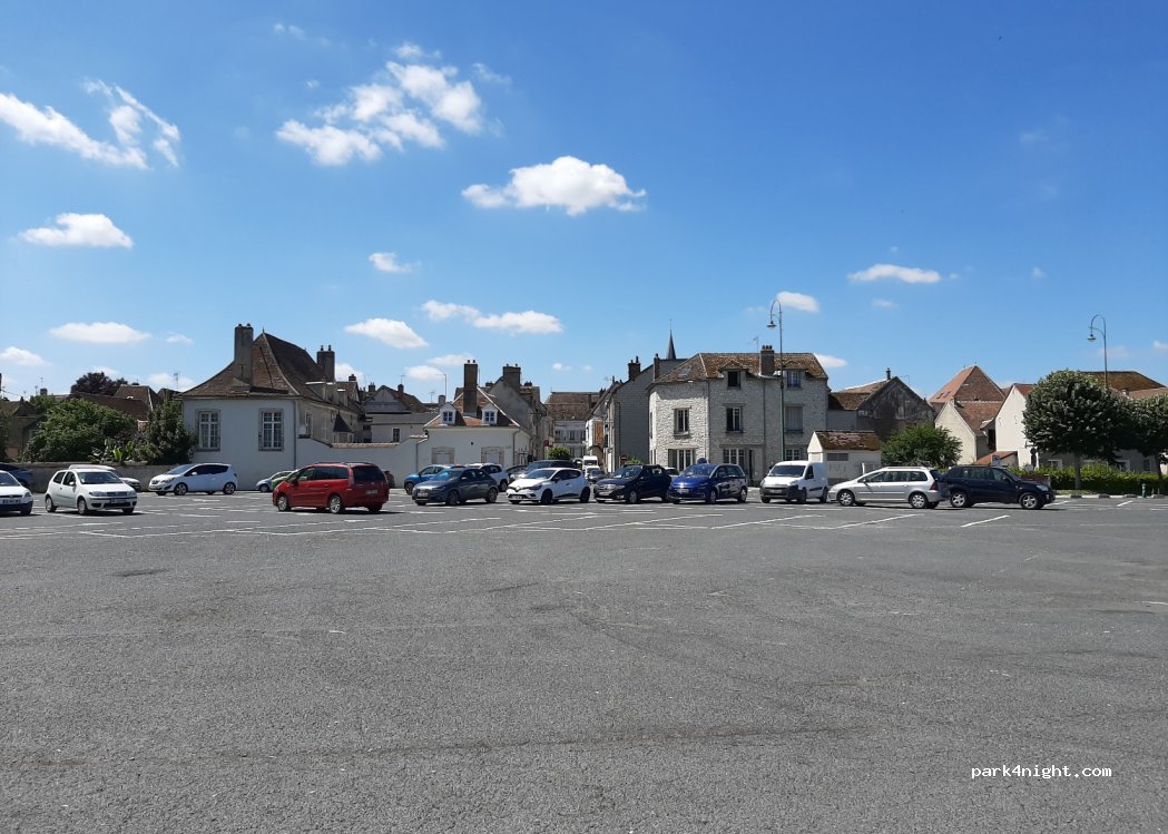 (77480) Bray-sur-Seine - 14 Rue du Général Leclerc — foto