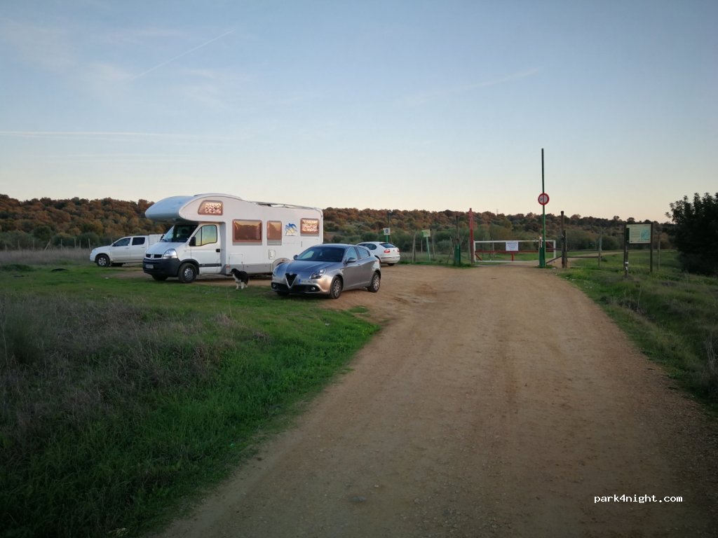 (41800) Sanlúcar la Mayor - A-477 — foto 2