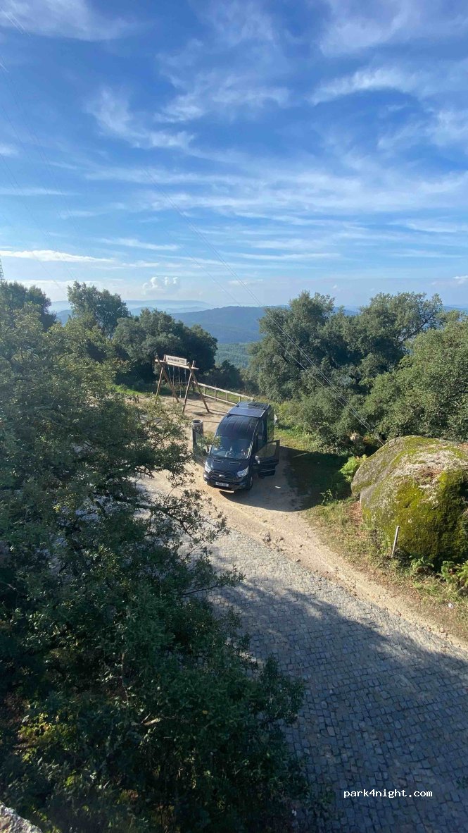 (4705) Esporões - Unnamed Road — foto 3
