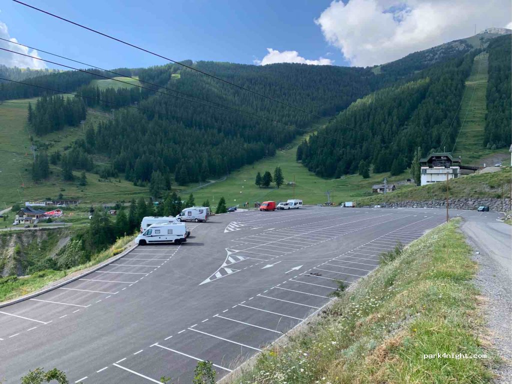 (06660) Saint-Étienne-de-Tinée - Ubach — foto 2