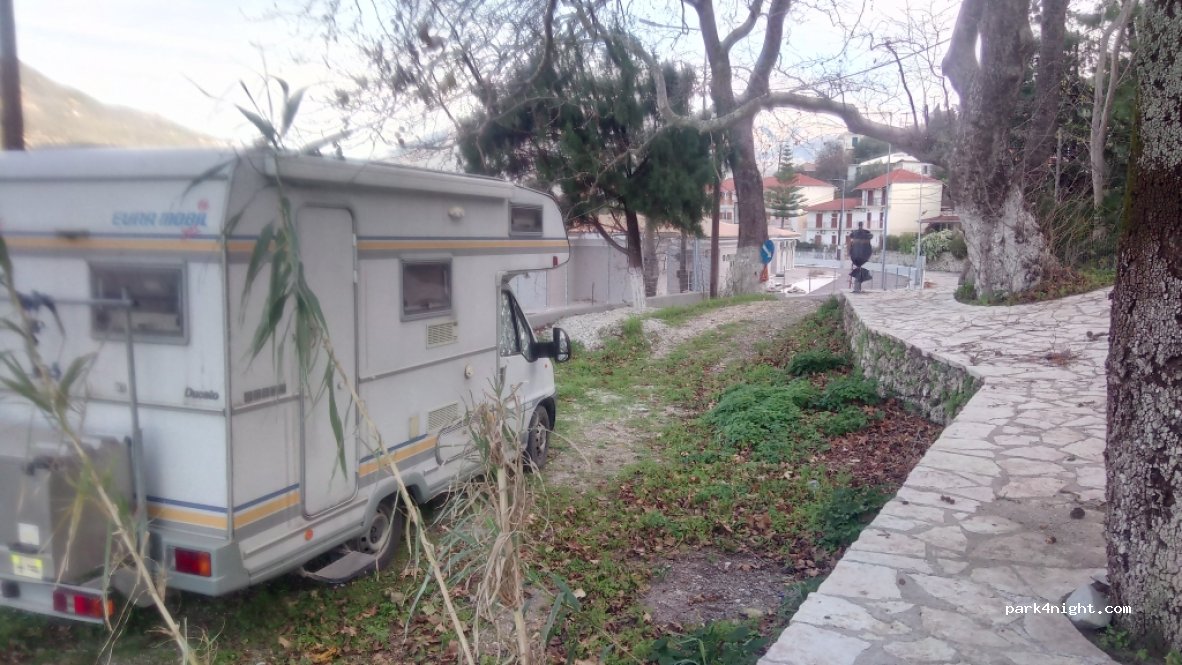 (310 82) Vasiliki - Agiofili Road — foto 2