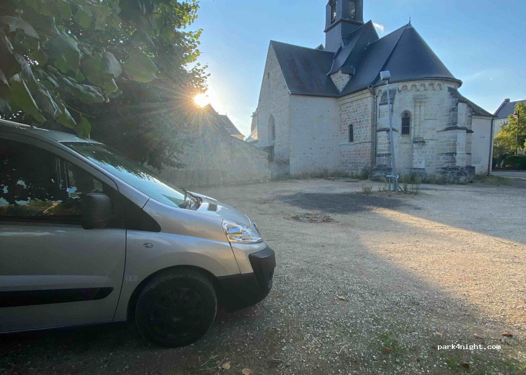 (37360) Rouziers-de-Touraine - 10-12 Rue des Rochambelles — foto 2
