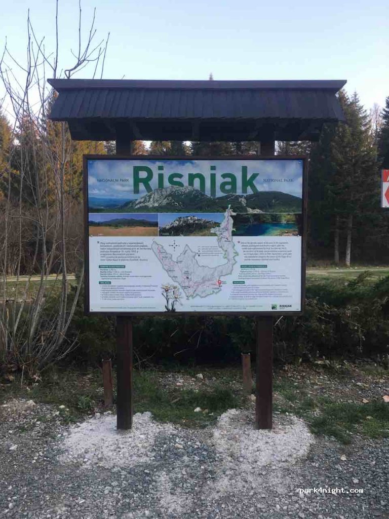 (51317) Leska - Unnamed Road — foto